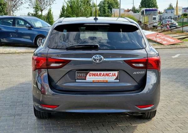 Toyota Avensis cena 56900 przebieg: 205500, rok produkcji 2017 z Skwierzyna małe 326